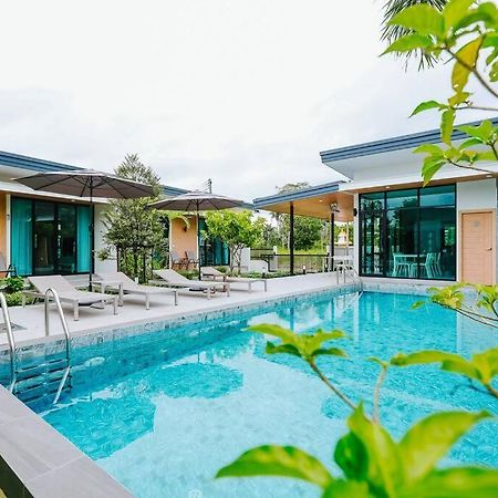 Cheeva Pool Villa Khao Lak Eksteriør bilde