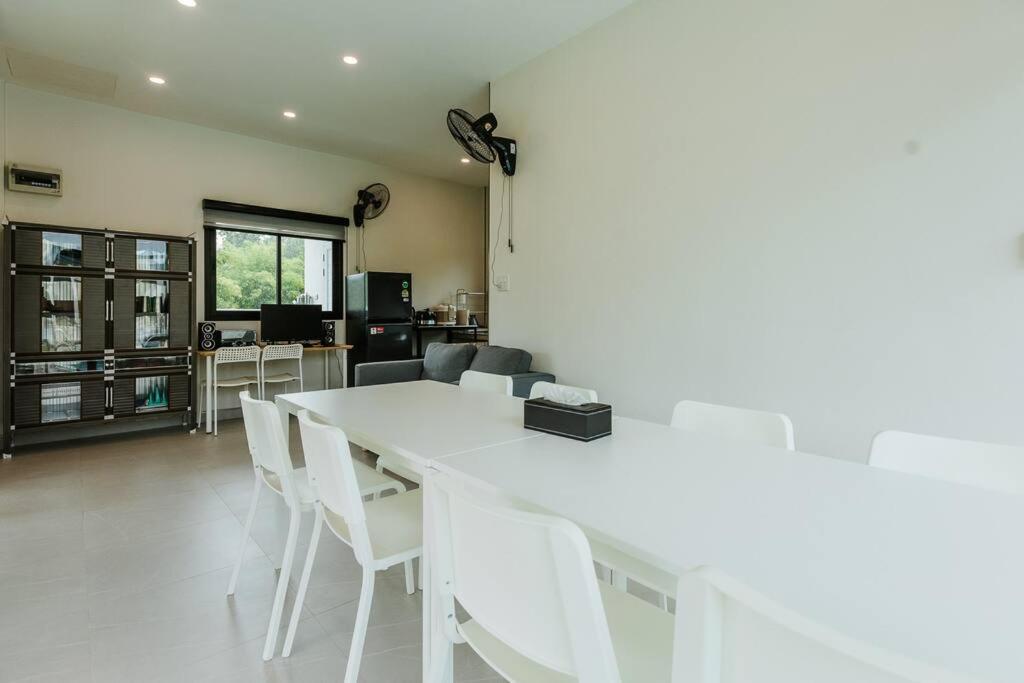 Cheeva Pool Villa Khao Lak Eksteriør bilde