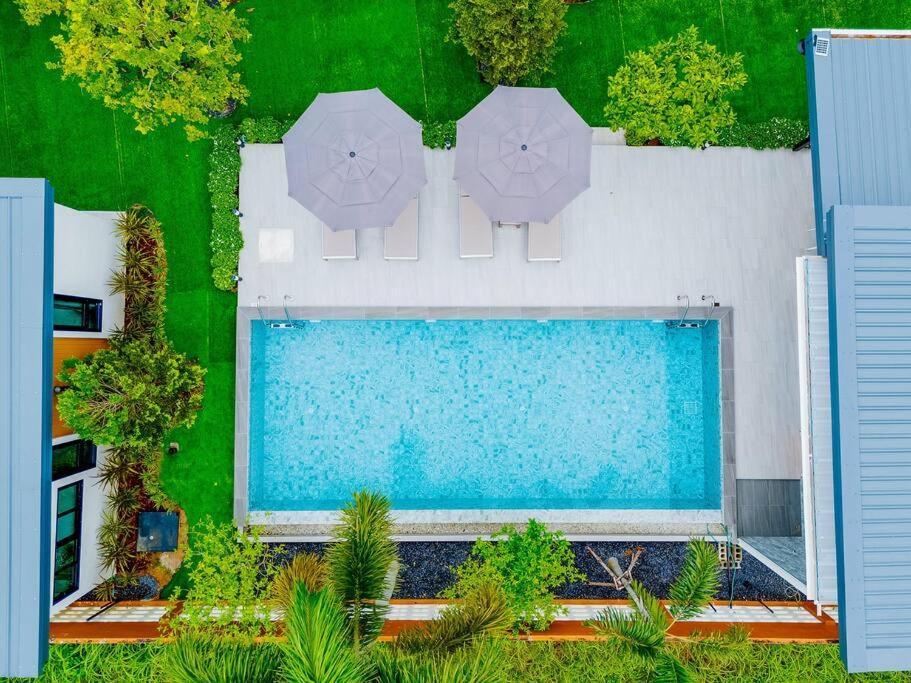 Cheeva Pool Villa Khao Lak Eksteriør bilde